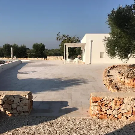 וילה La Corte Bianca אוסטוני