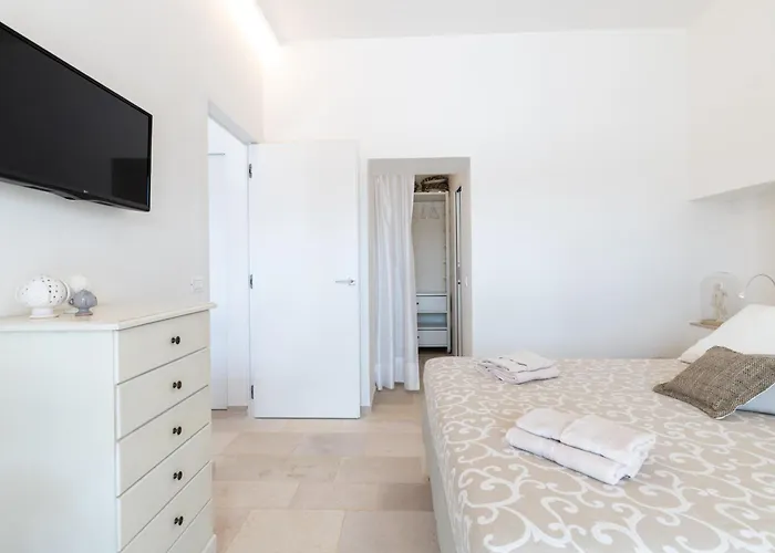 La Corte Bianca 오스투니